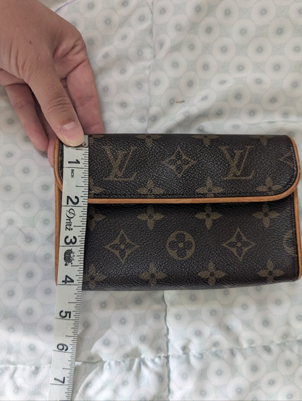 Louis Vuitton Pochette Florentine Monogram Canvas Belt Bag - Picture 14 of 15